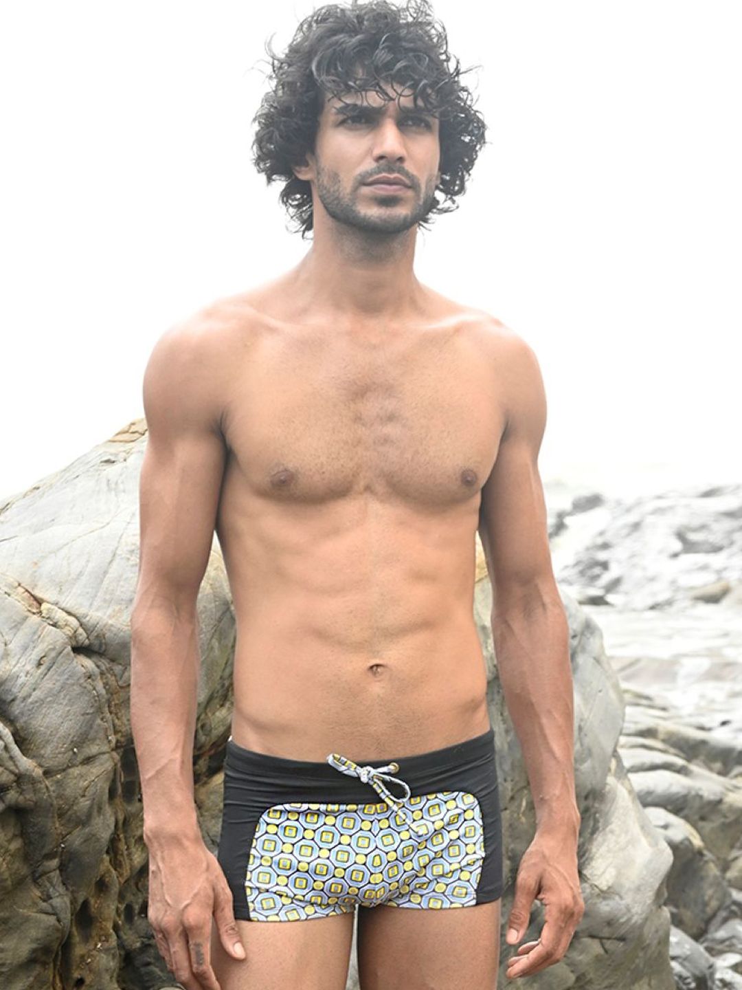 TROVE - 365 Days of Summer Cut & Sew Swim Trunks with Geo Wave Print in Multicolour-image-10