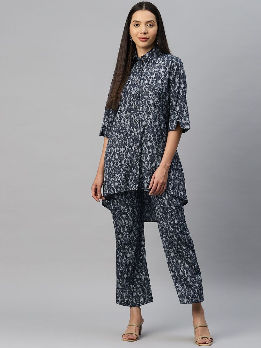 R.Code by The Roadster Life Co. Printed Tunic With Trousers Co-Ords-picture-15