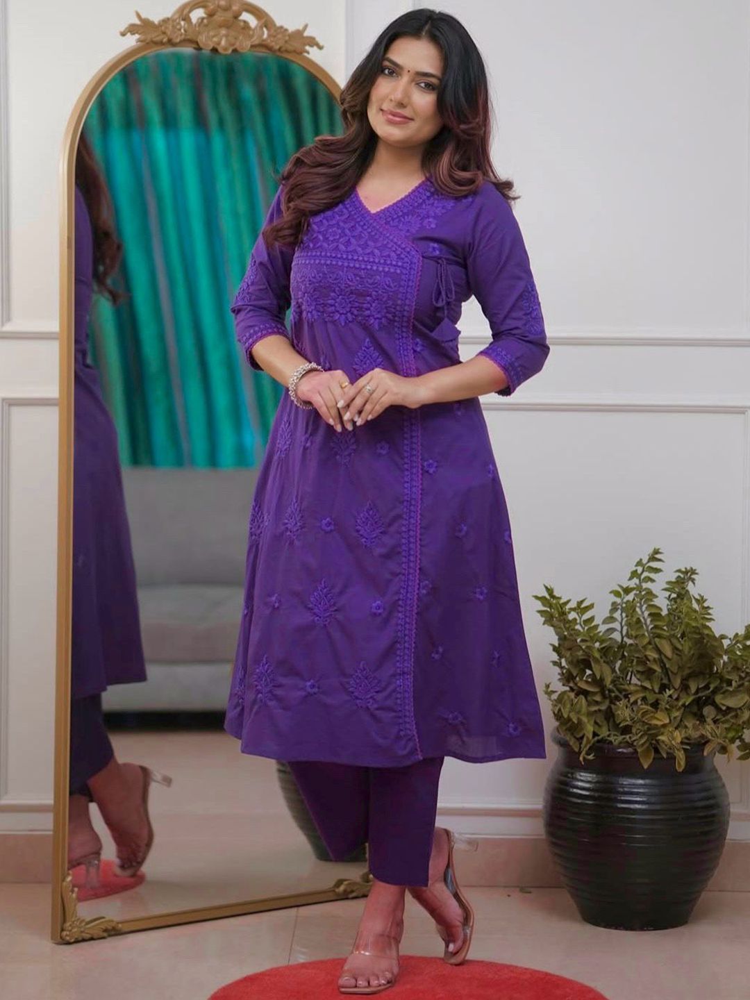 MILAAV Women Floral Embroidered Regular Thread Work Kurta with Trousers