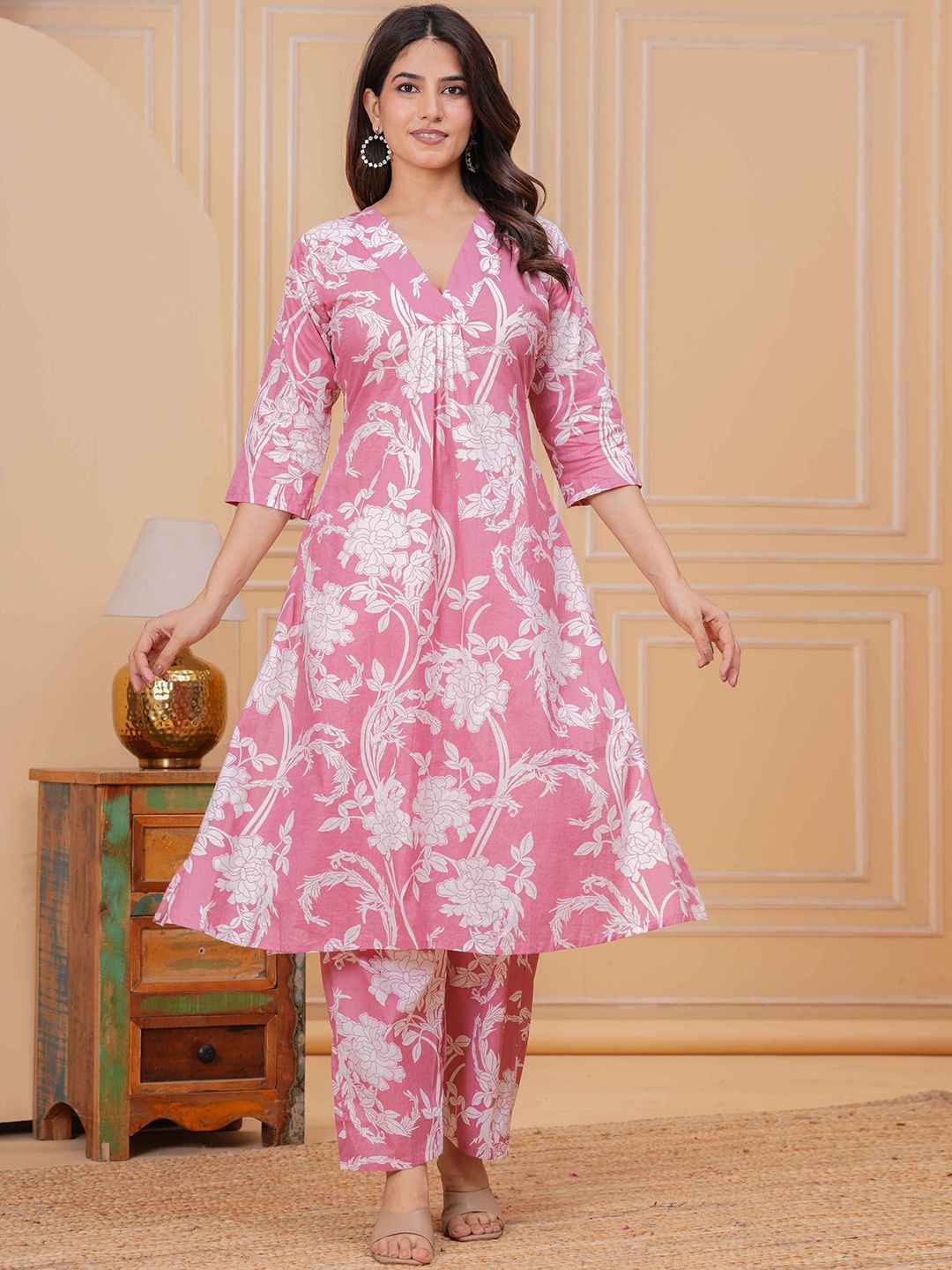 Fabmoha Women Floral Printed Pleated Pure Cotton Kurta with Salwar