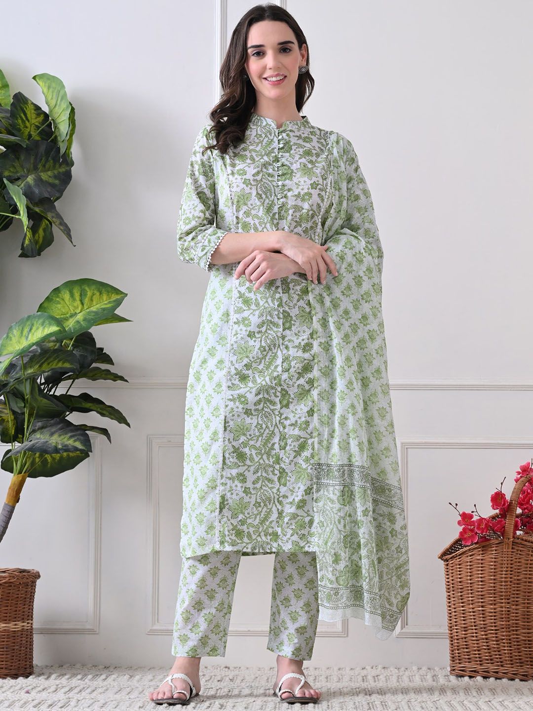 HERE&NOW Floral Printed Mandarin Collar Pure Cotton Kurta & Trousers With Dupatta