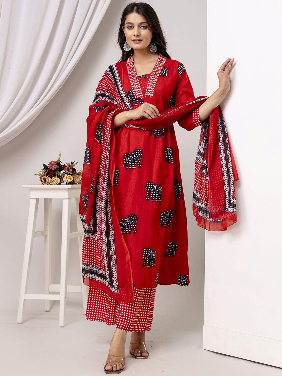 POSHART FASHION AS UNIQUE AS YOU ARE Printed Pure Cotton Kurta with Trousers & Dupatta