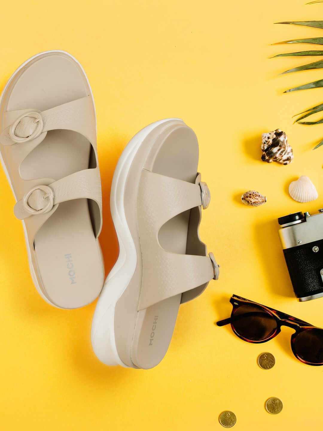 Mochi Colourblocked Flatform with Bows-picture-12