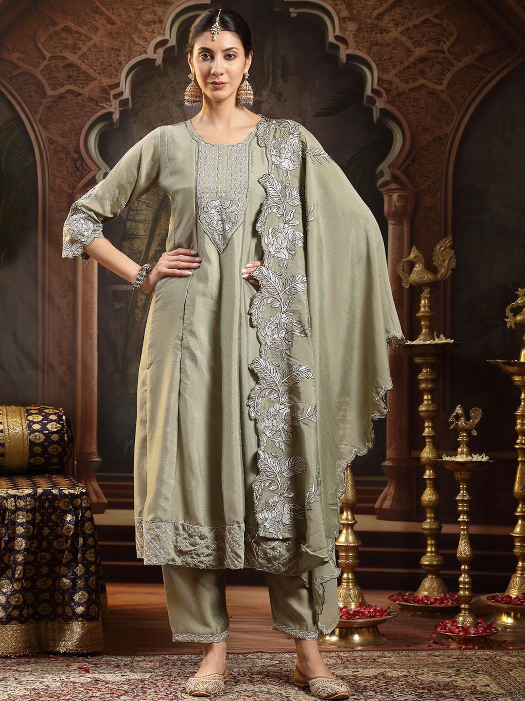 Stylum Women Embroidered Regular Kurta with Trousers & Dupatta