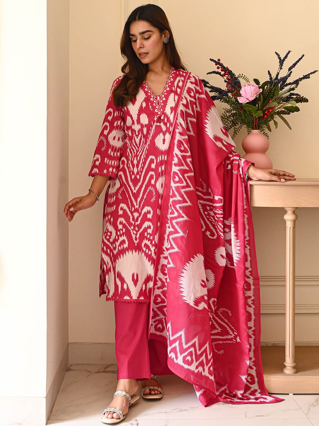 DIVASTRI Floral Printed A Line Gotta Patti Kurta With Trousers & Dupatta