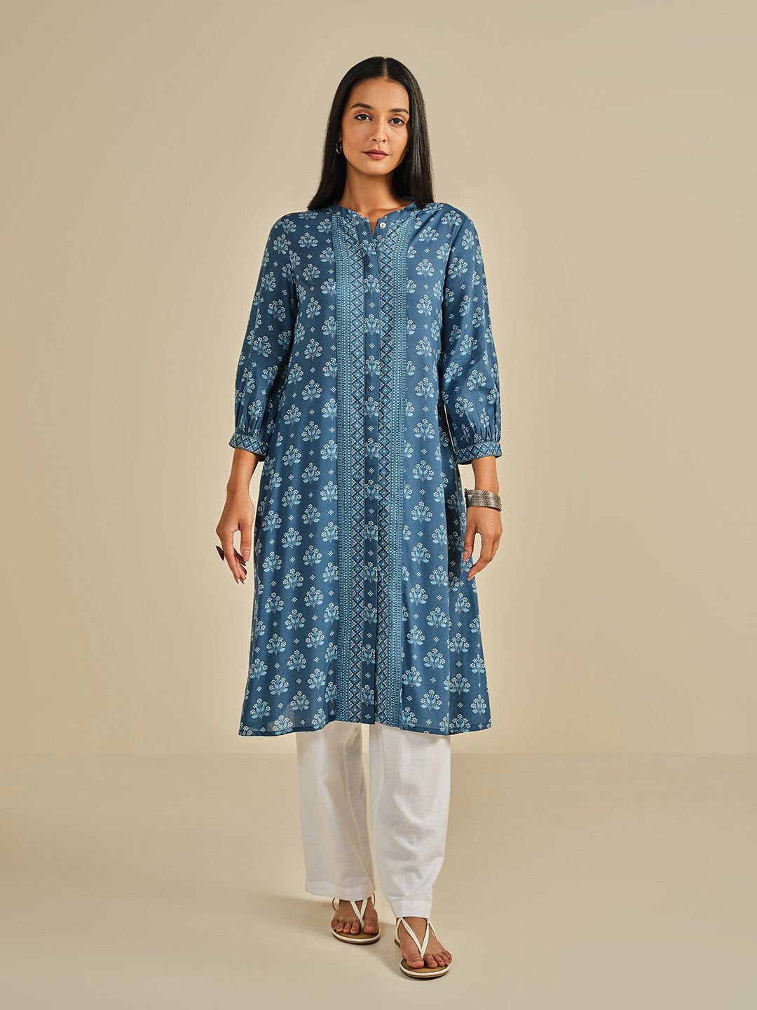 Global Desi Women Floral Printed Mandarin Collar Puff Sleeves Kurta-picture-21