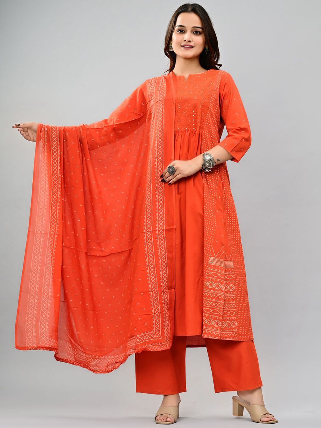 POSHART FASHION AS UNIQUE AS YOU ARE Women Printed Sequinned Pure Cotton Kurta Set