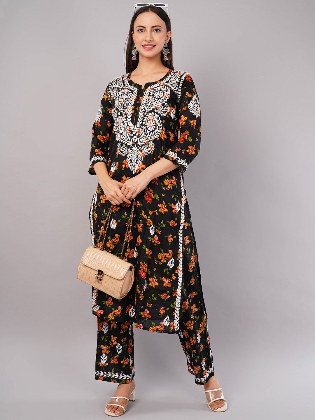 Women Floral embroidered v_neck cotton Kurta with trouser
