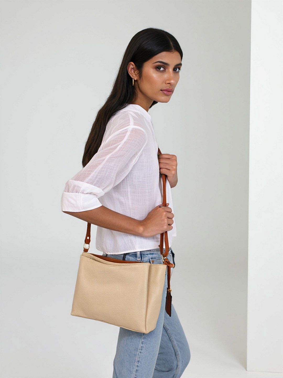 Mast & Harbour Structured Sling Bag with Tasselled-picture-16