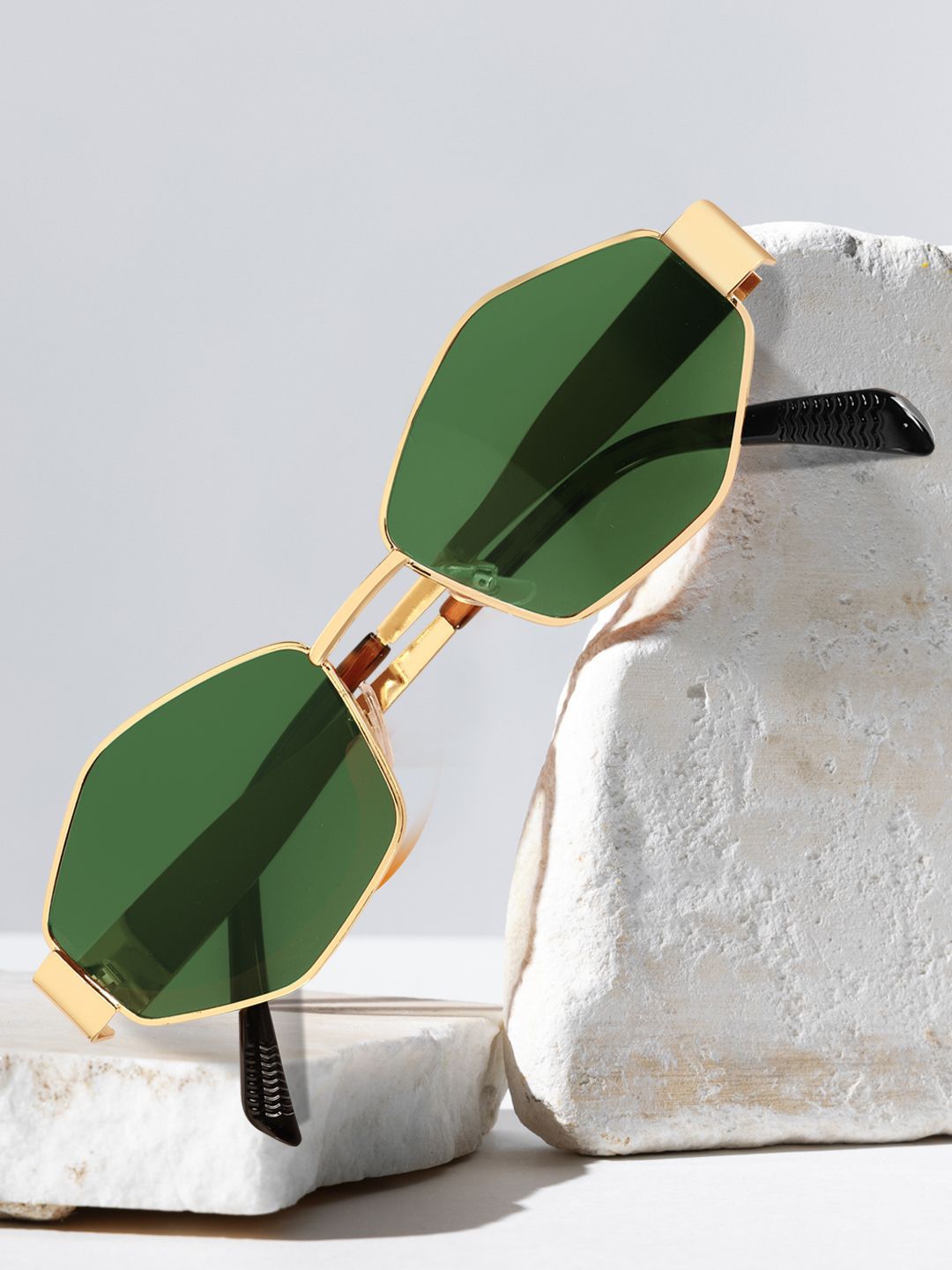 ROYALTAIL Unisex Green Lens & Gold-Toned Rectangle Sunglasses with-image-22