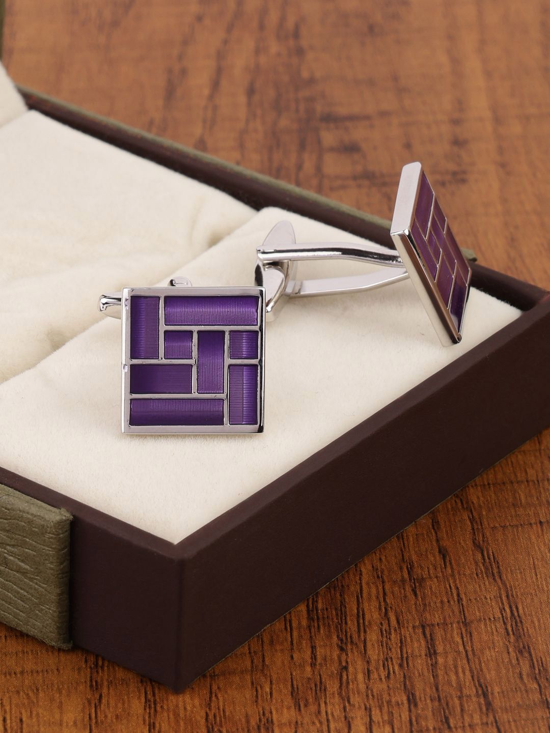 Alvaro Castagnino Cufflink-picture-35
