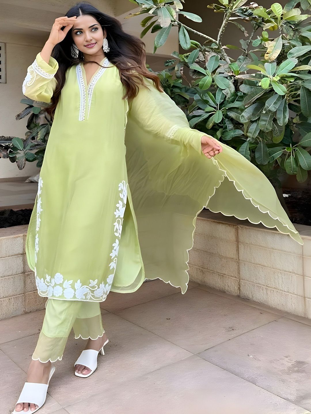 Maeswag Women Embroidered Straight Kurta with Trouser & Dupatta