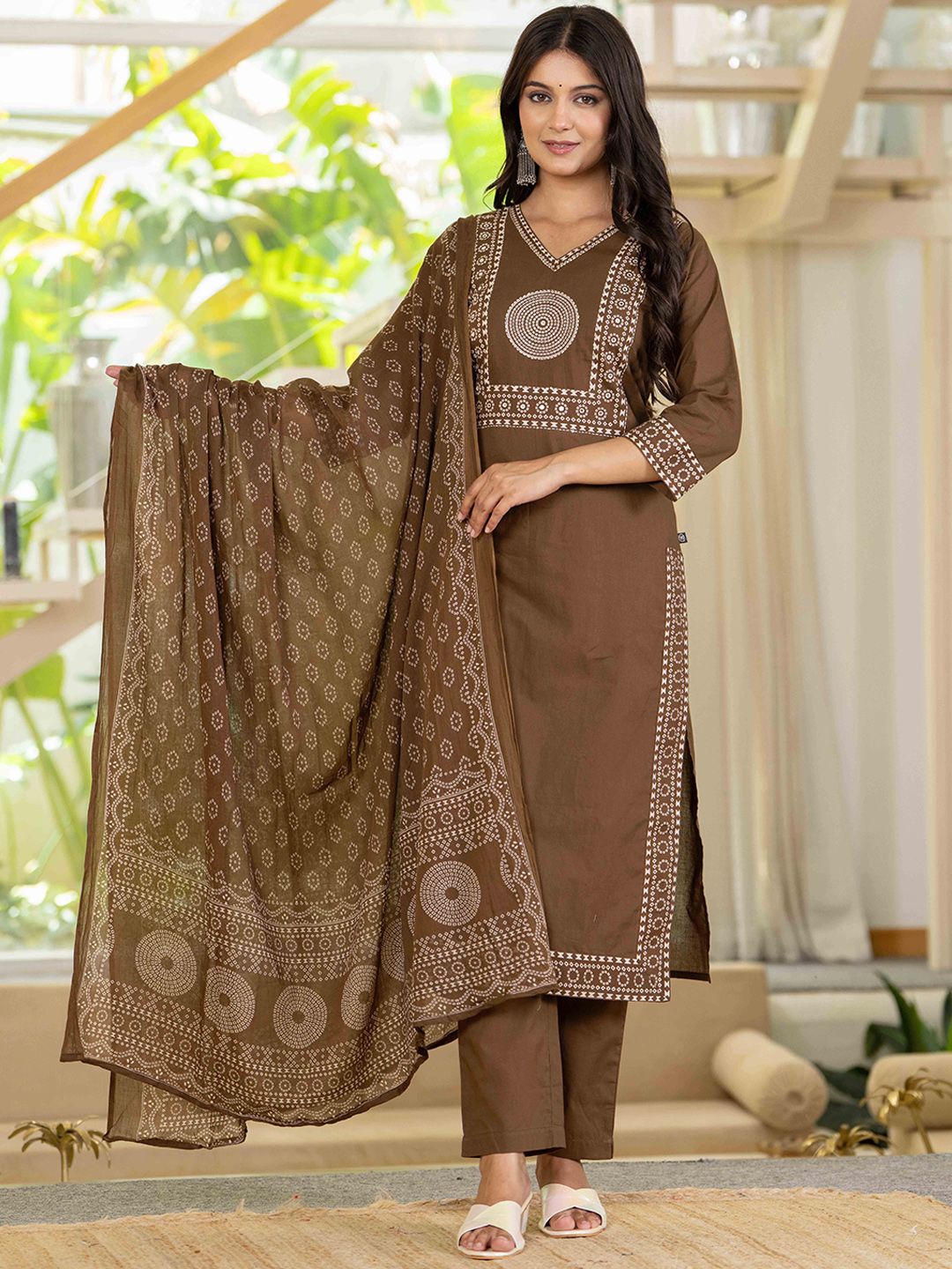 Pistaa Bandhani Yoke Design V-Neck Pure Cotton Straight Kurta With Trousers & Dupatta