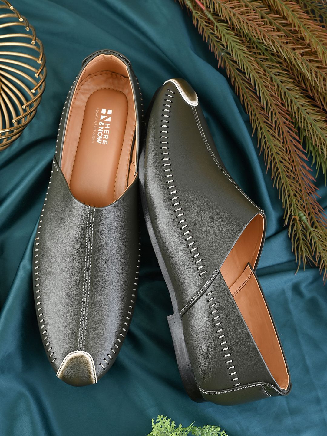 HERE&NOW Men Round Toe Loafers-image-25