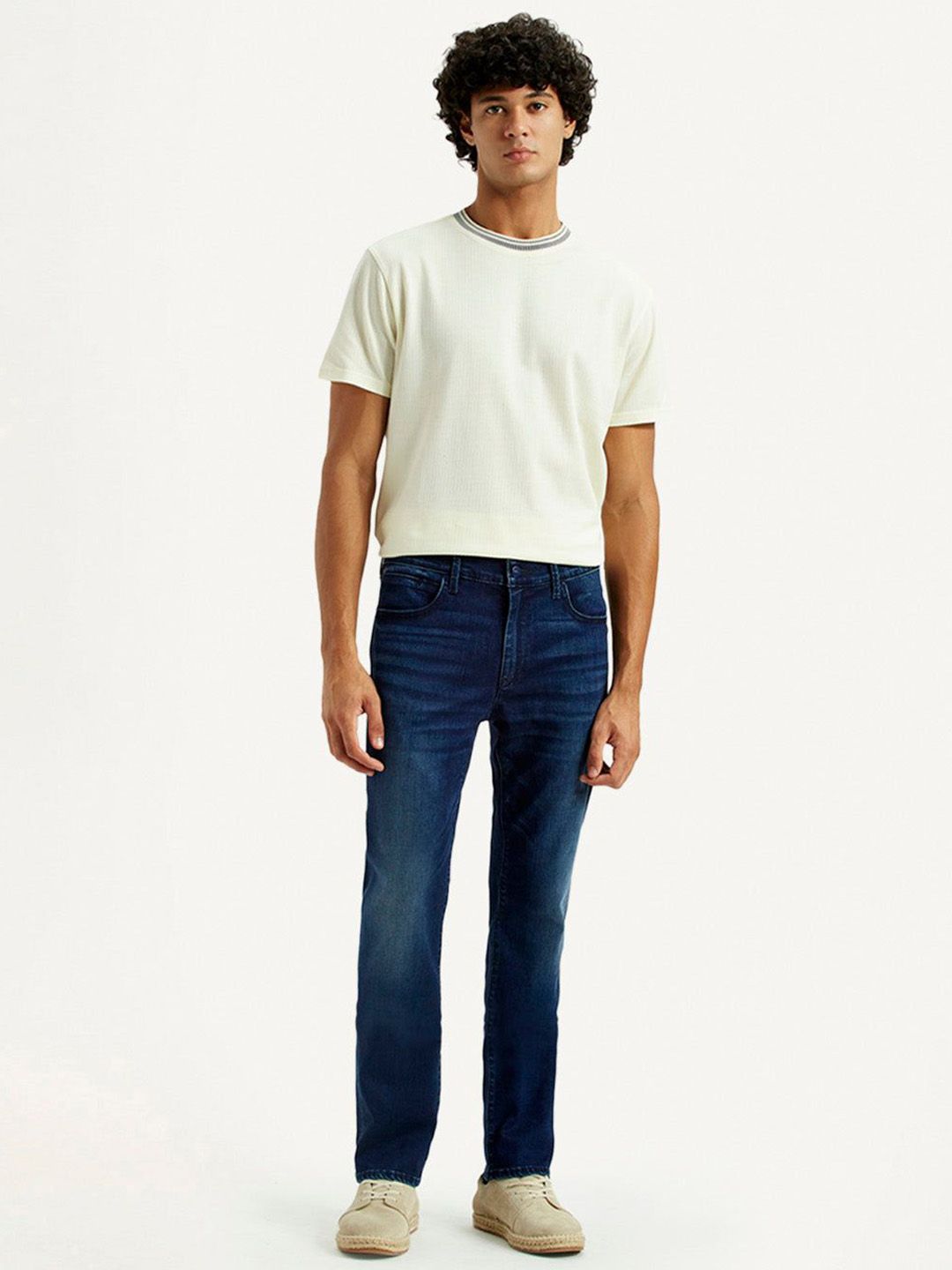 Buy Levis Redloop Men Slim Fit Mid Rise Light Fade Stretchable Jeans ...