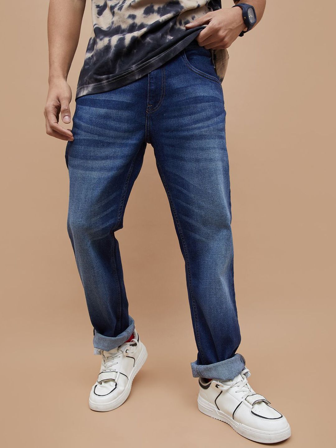 Forca by Lifestyle Men Straight Fit Mid-Rise Mildly Distressed Heavy Fade Jeans-picture-38