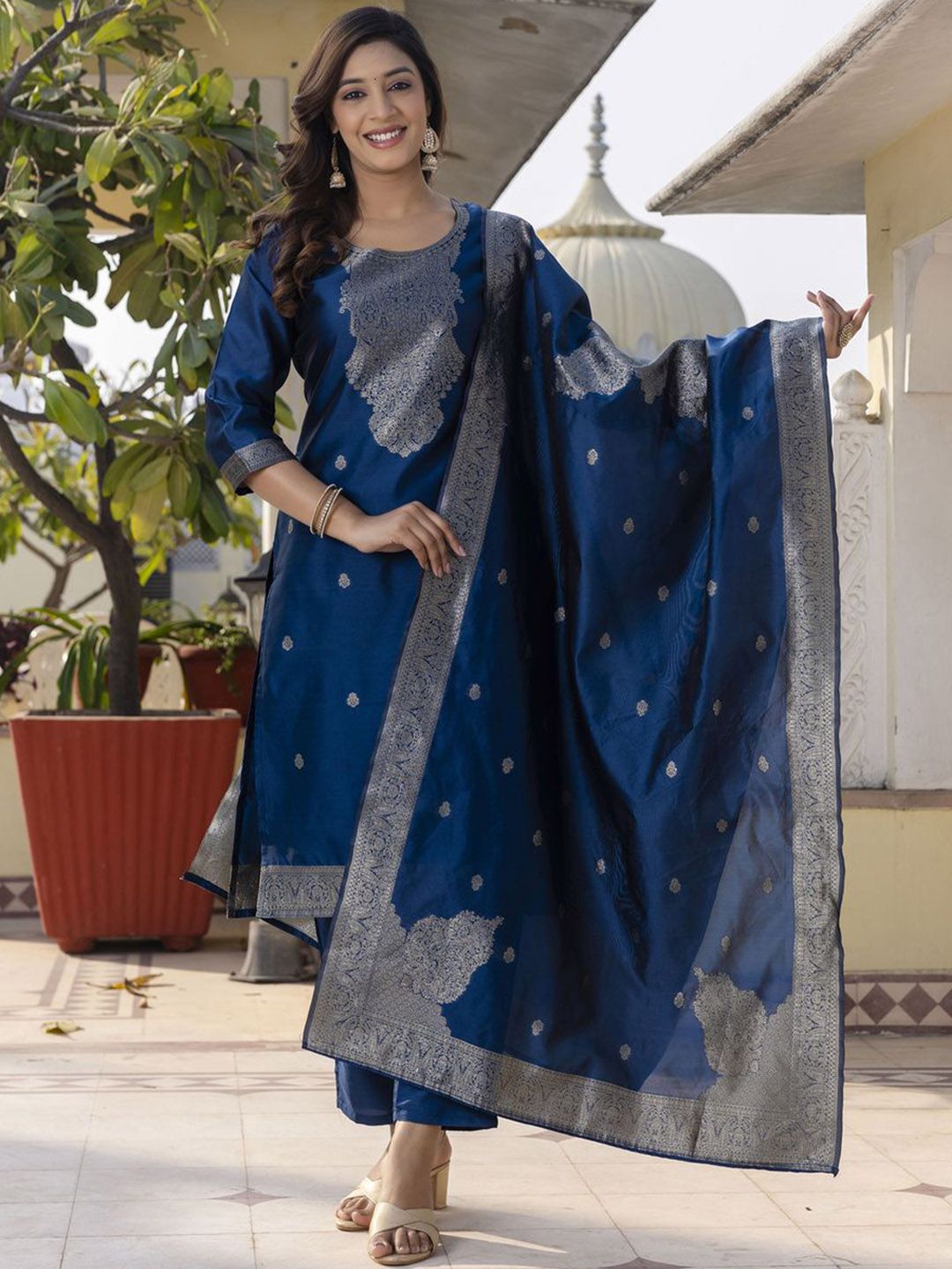 Twika Women Woven Design Kurta with Trousers &  Dupatta