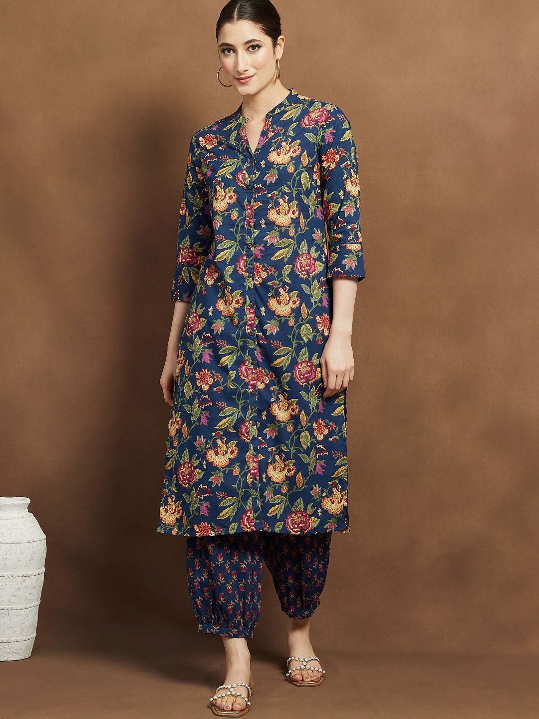 Melange by Lifestyle Floral Printed Mandarin Collar Straight Pure Cotton Kurta With Salwar