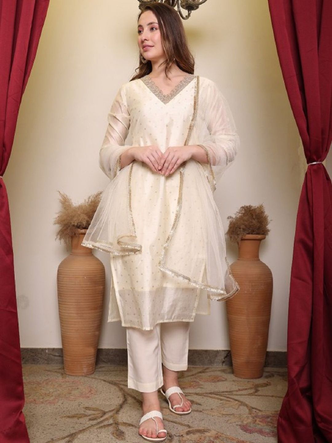 DWIJA FASHION Women Ethnic Motifs Kurta with Trouser & Dupatta