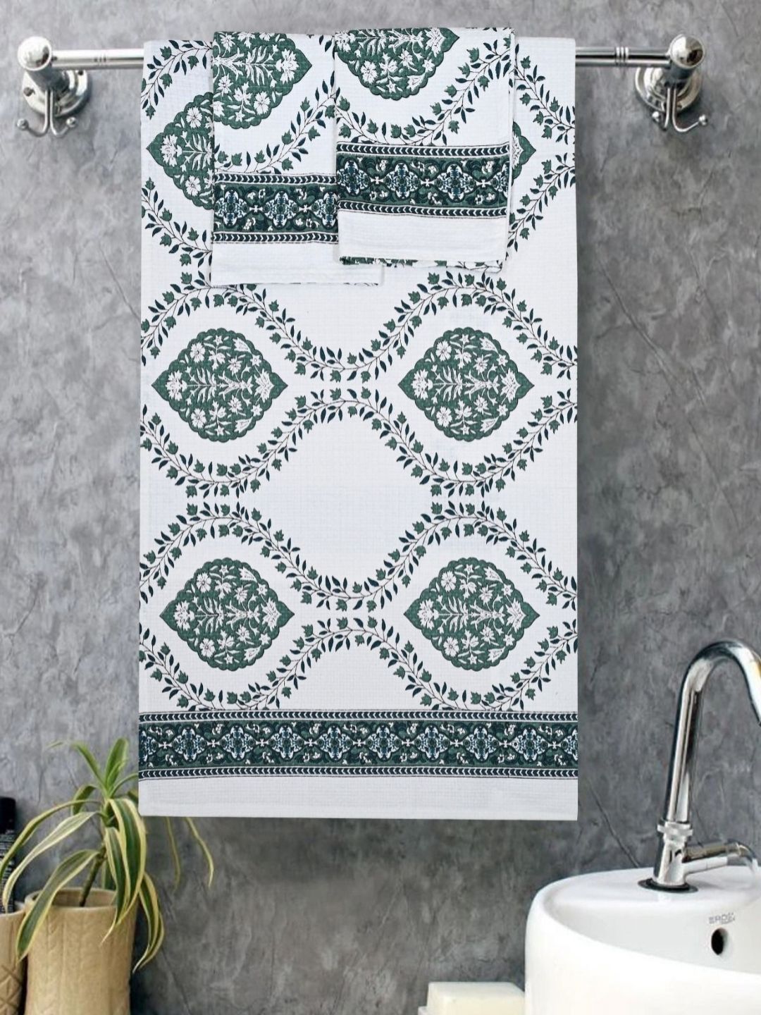 CHICERY White & Green 3 Pieces Floral Printed Cotton 400 GSM Bath Towels-image-34
