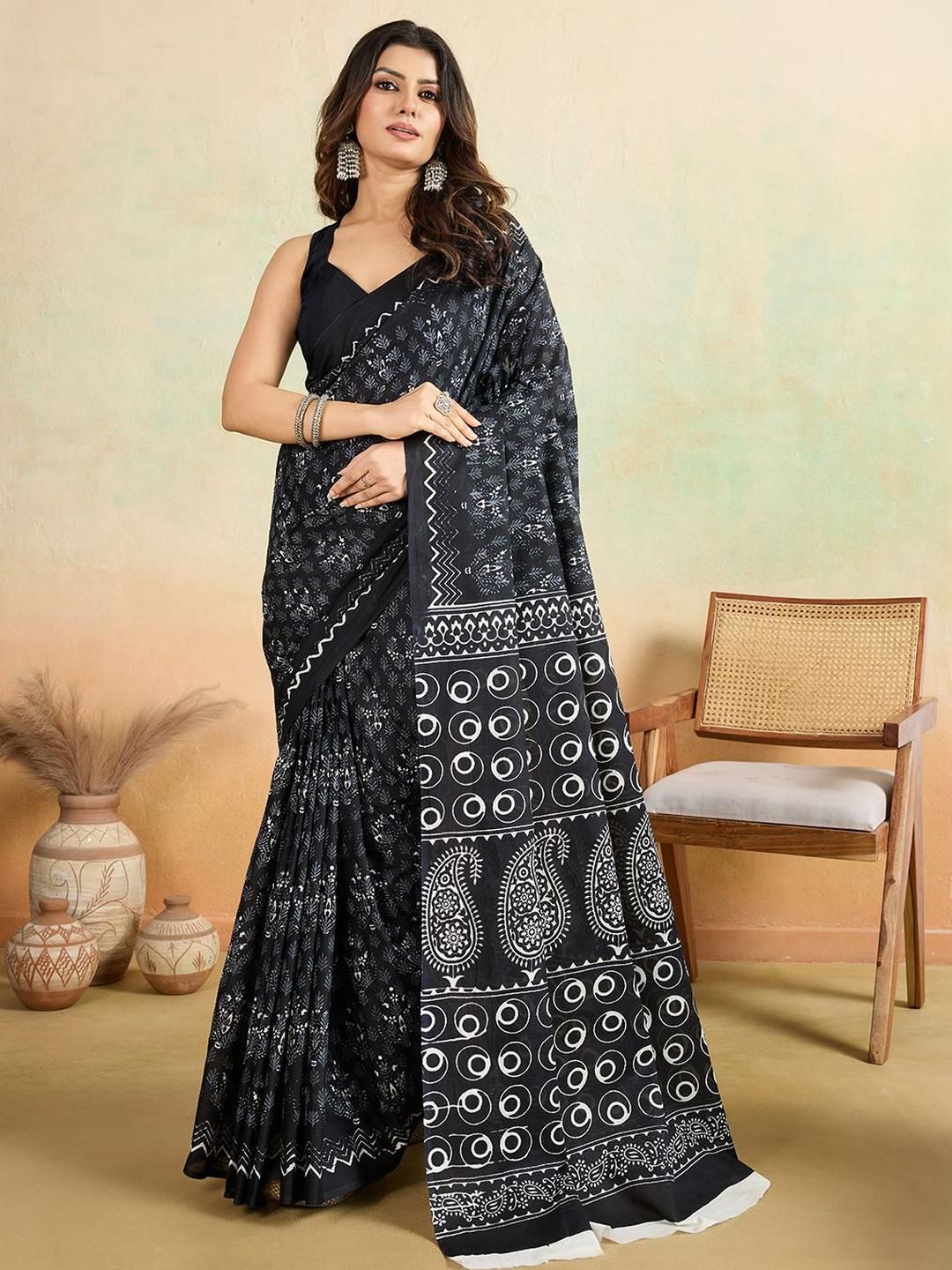 SHANVIKA Ethnic Motifs Printed Pure Cotton Saree-picture-39