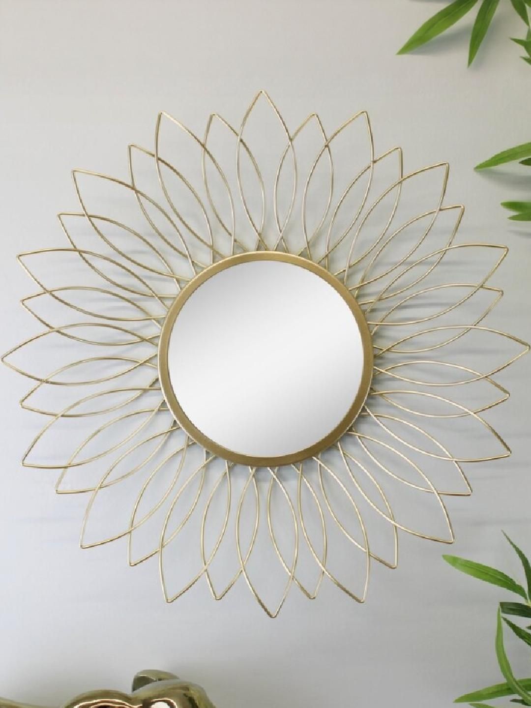 Urban Hamlet Sunflower Petal Shape Golden Frame Mirror-image-37