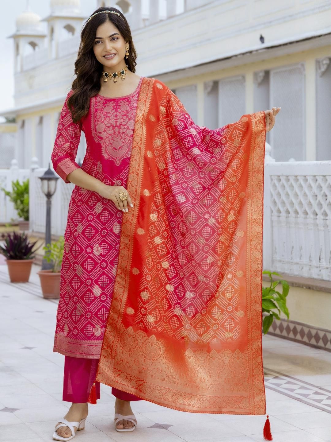 CaniBani Women Pink Chanderi Silk Kurta Sets