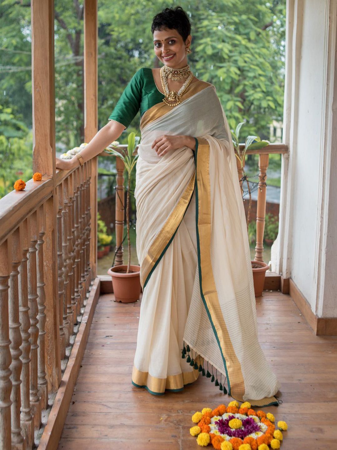 Suta Off White Mul Cotton Saree-picture-23