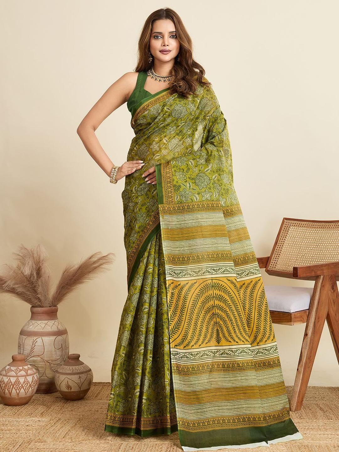 SHANVIKA Floral Printed Pure Cotton Saree-picture-10