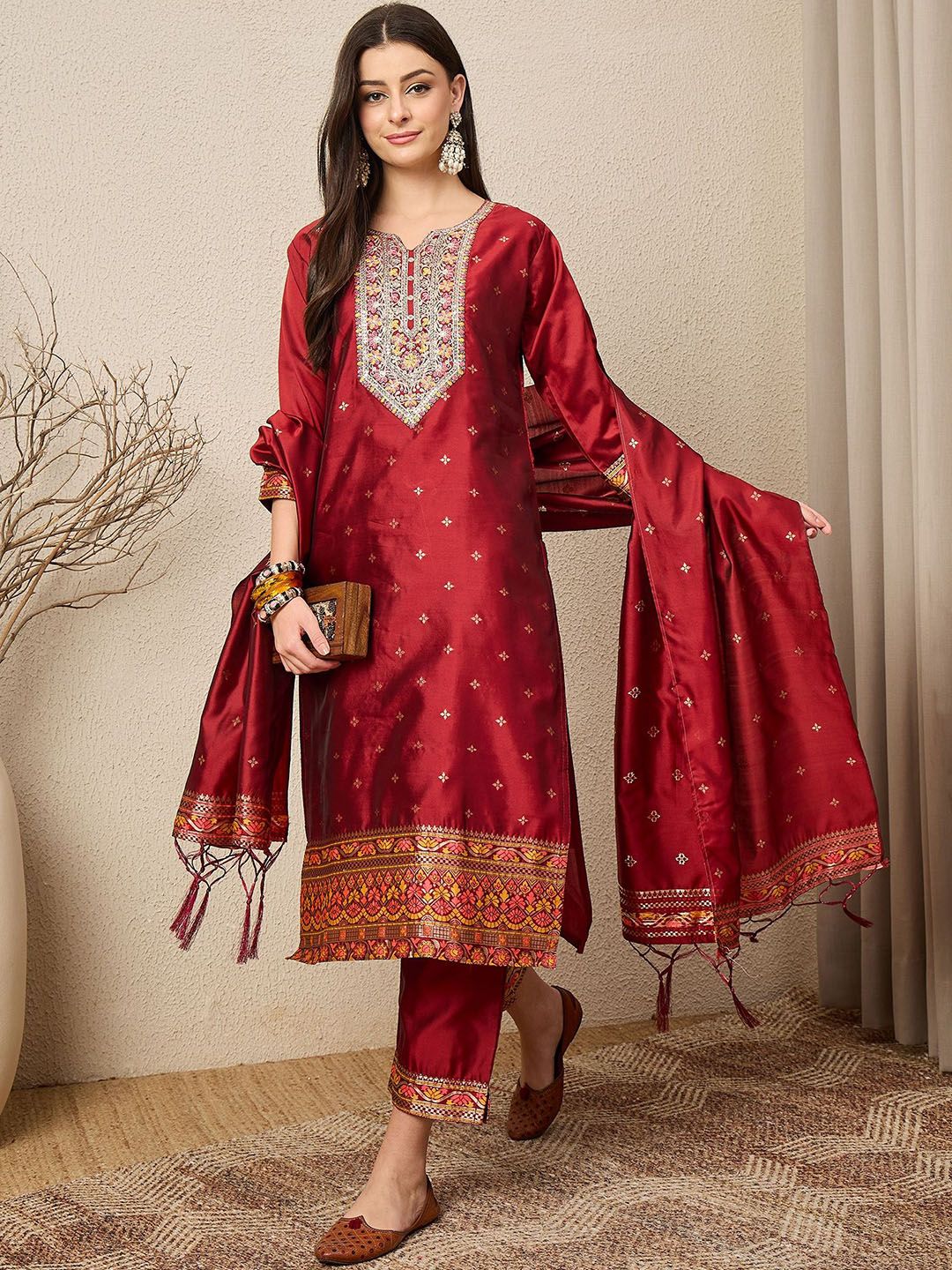 VredeVogel Women Floral Woven Design Sequinned Cotton Silk Kurta with Trousers & Dupatta