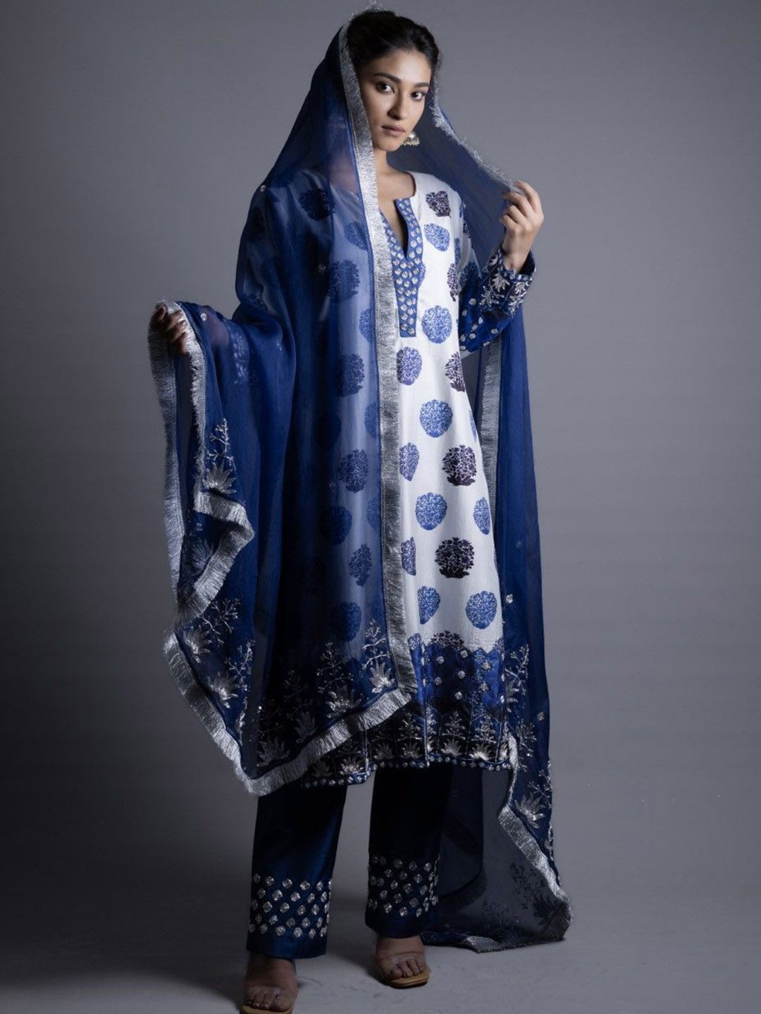 THETAA Women Ethnic Motifs Printed Regular Pure Silk Kurta with Palazzos & Dupatta-image-30