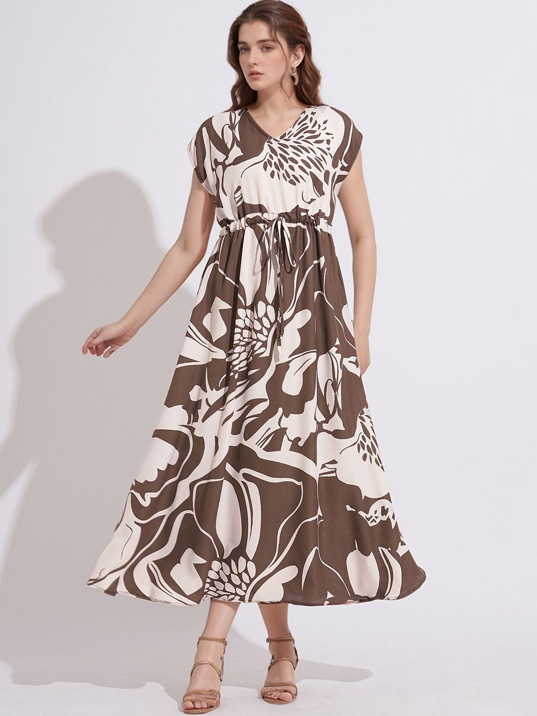 DressBerry Women Floral Printed Fit-Flare Maxi Dress