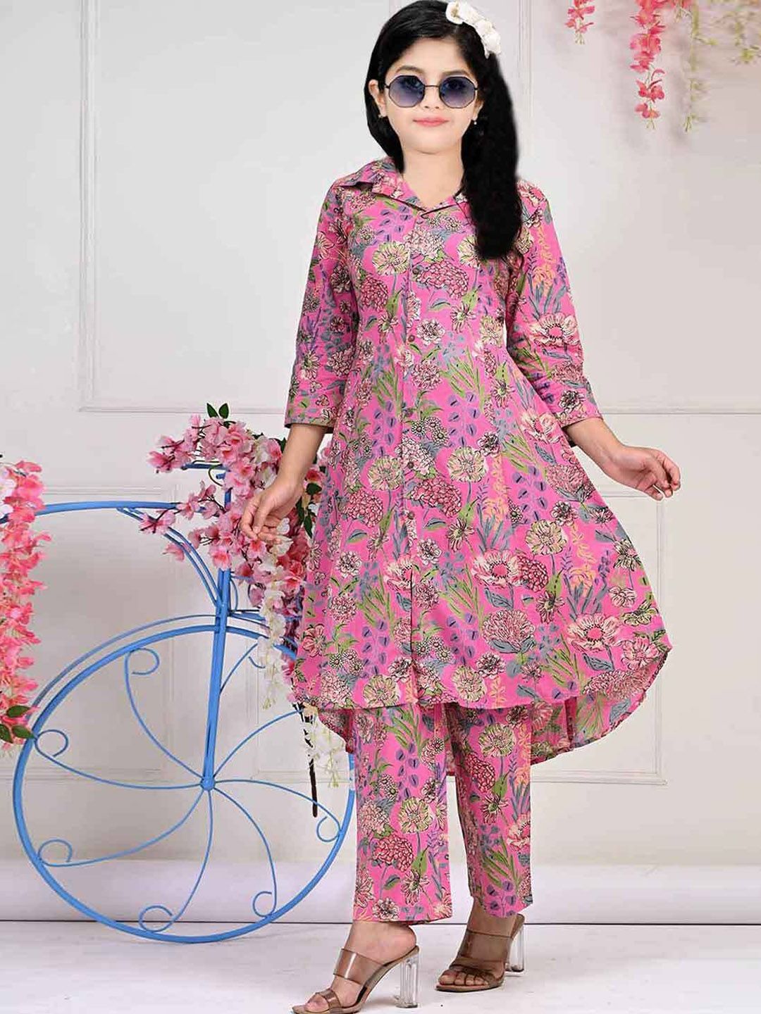 Vetrokart Girls Floral Printed Regular Kurta with Trousers-picture-52