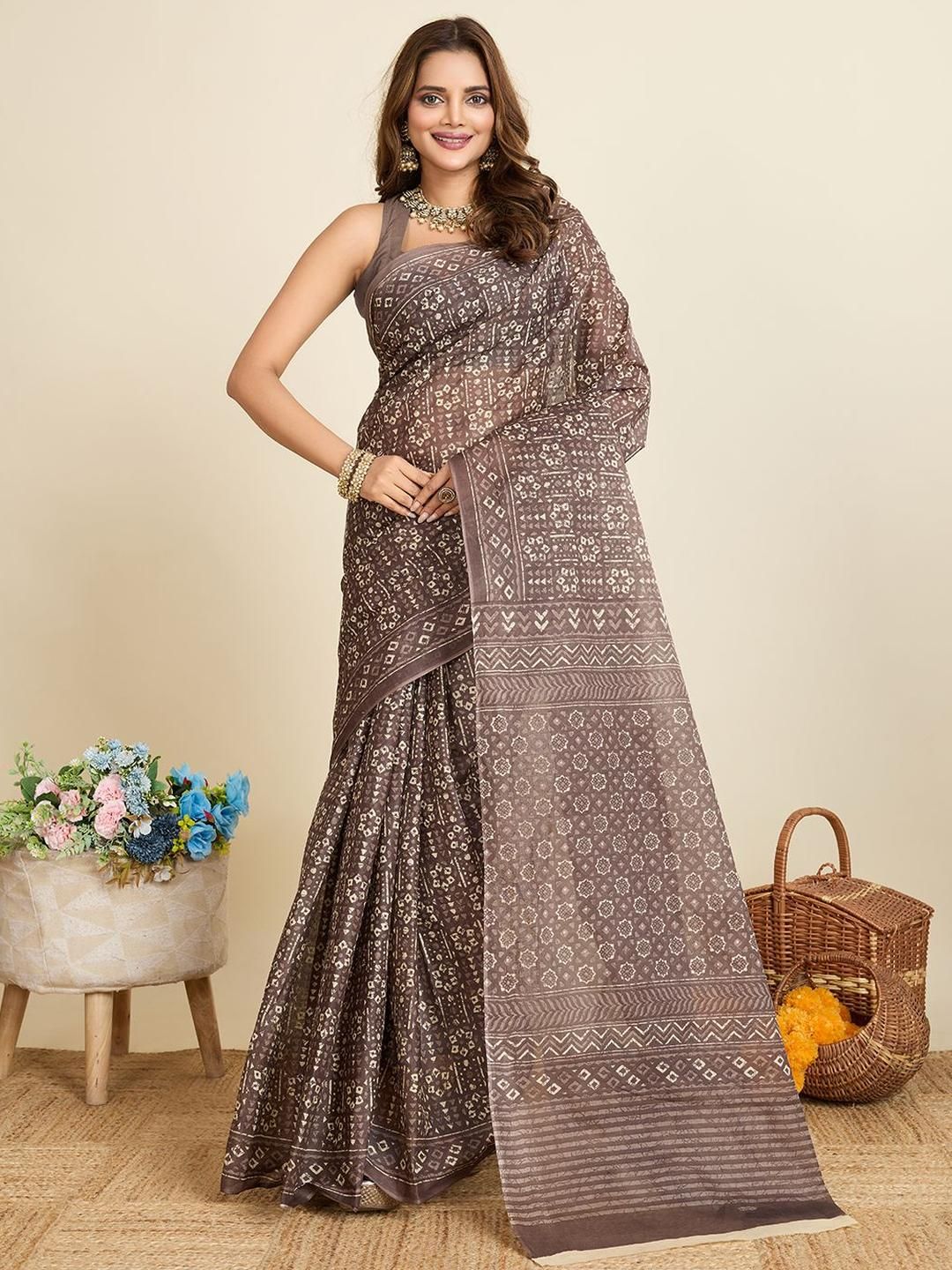 SHANVIKA Floral Printed Pure Cotton Saree-picture-41