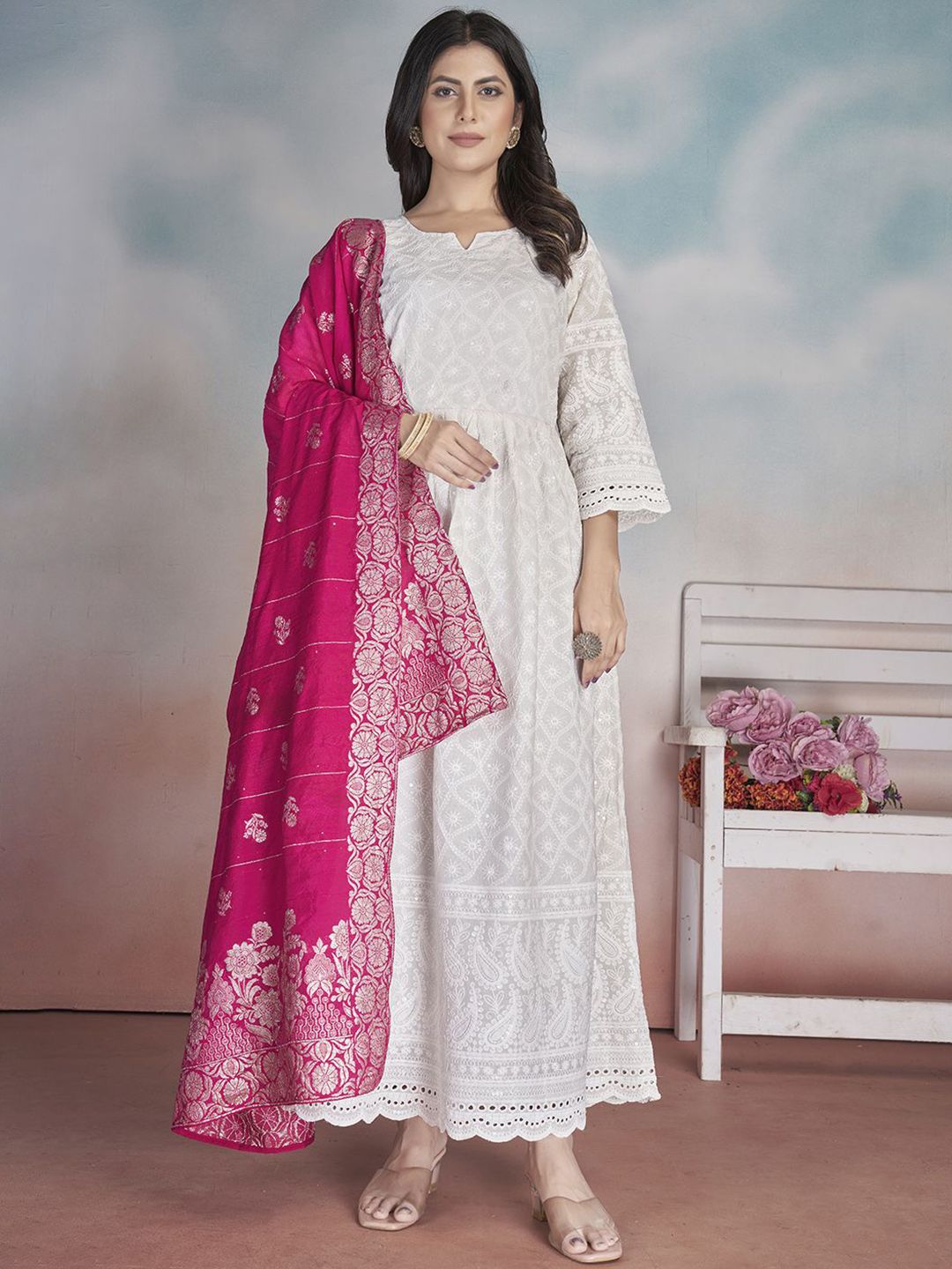 ZIRVI Women Checked Embroidered Cotton Kurta & Dupatta