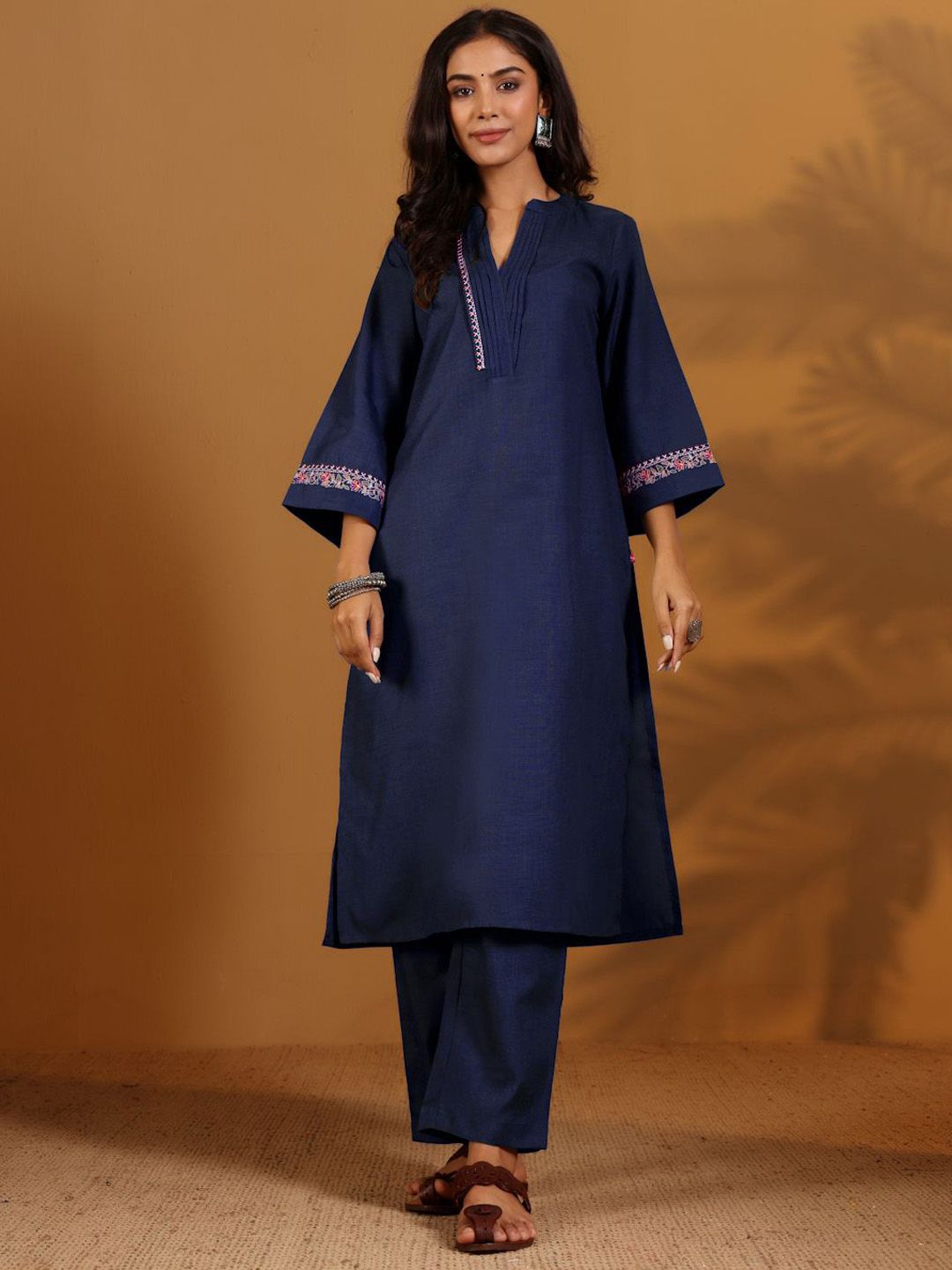 Varanga Embroidered Straight Thread Work Kurta With Trousers