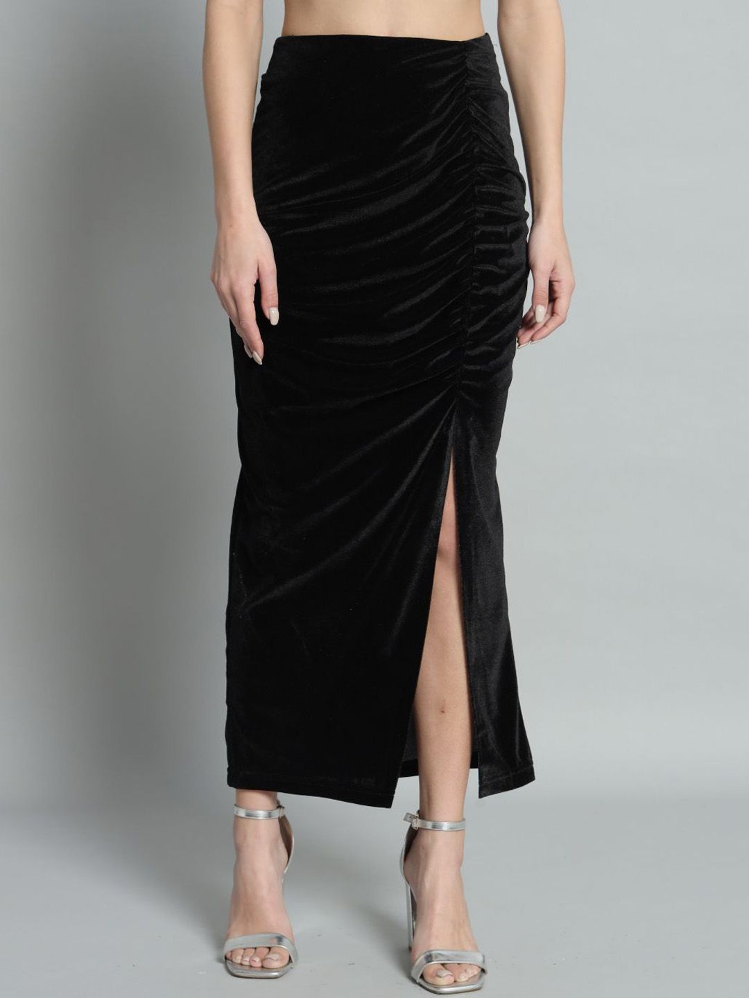VAARARO Pure Velvet Mid-Rise Ruched Straight Maxi Skirt-picture-18