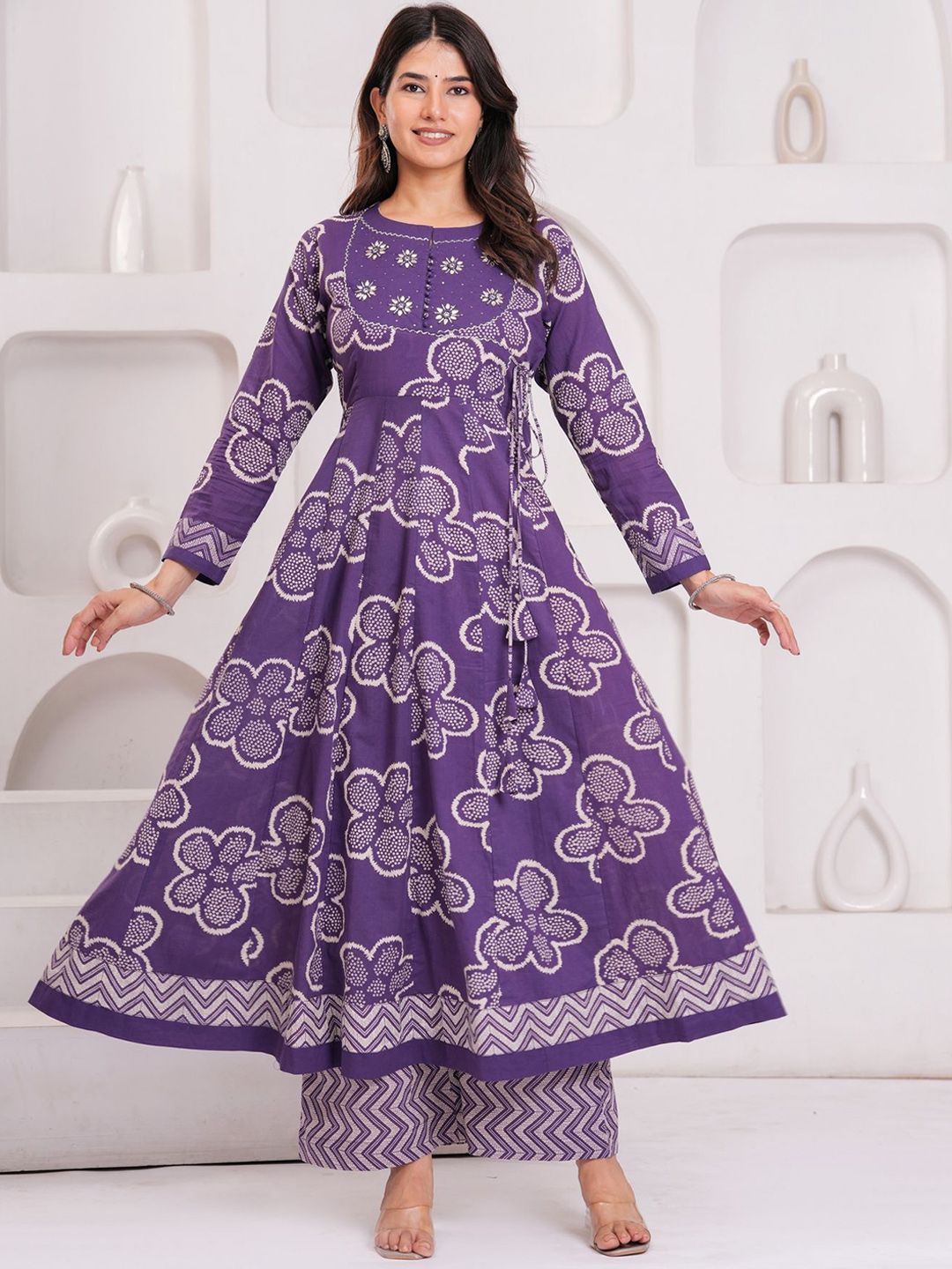 KALINI Women Floral Printed Cotton Kurta with Palazzos