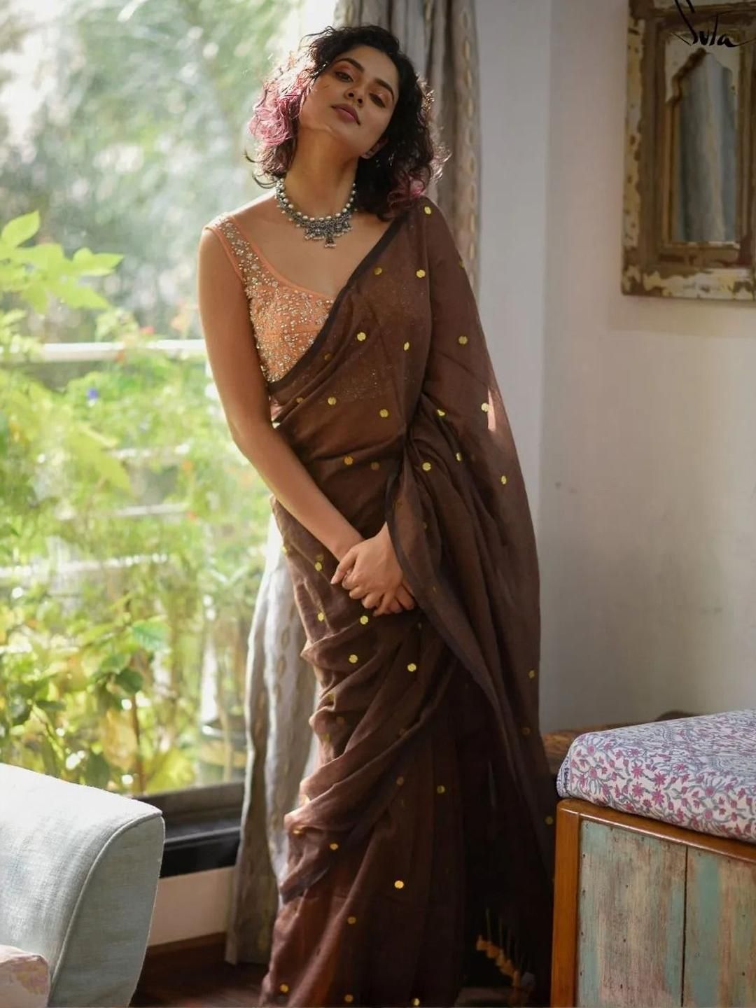 Jinal & Jinal Embellished Sequinned Pure Cotton Saree-picture-22