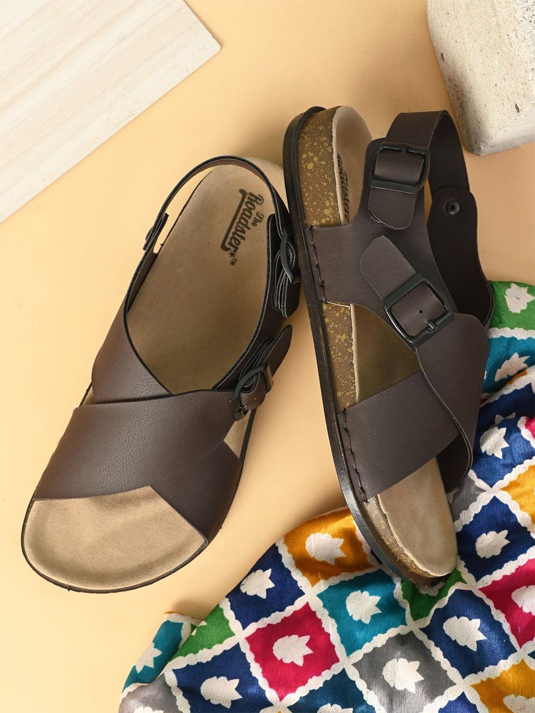 The Roadster Lifestyle Co Men Cushioned Cross-Strap Comfort Sandals-image-5