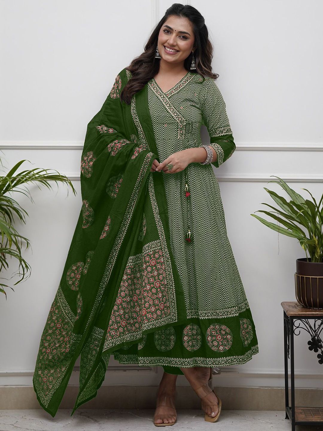 KALINI Women Ethnic Motifs Printed Regular Kurta & Trousers With Dupatta