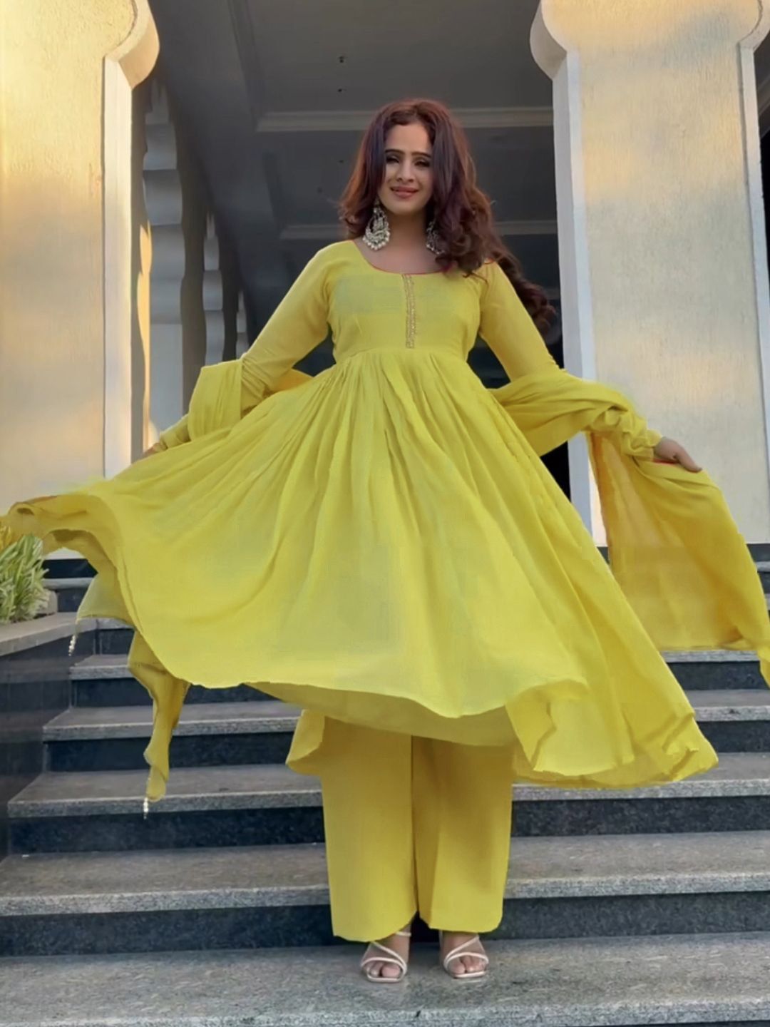 KALINI Women Solid Kurta with Palazzos & Dupatta