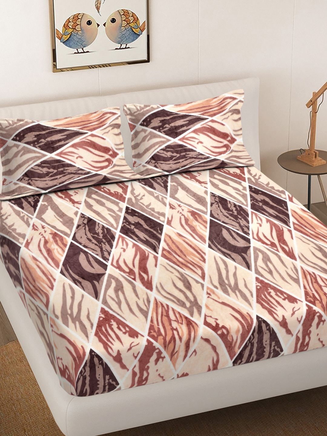 Myntra Elegant Homes Off White Printed Woollen 300 TC Fitted King Bedsheet Set 2.5 x 2.2 m-image-34