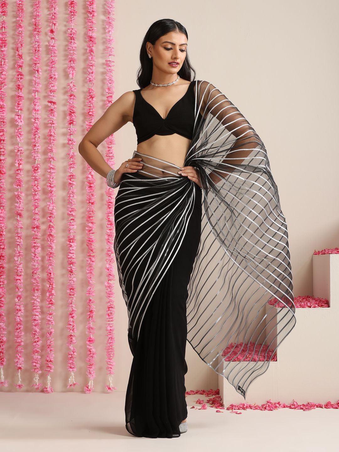 Swtantra Black and Silver Impression Georgette Saree with Blouse Fabric