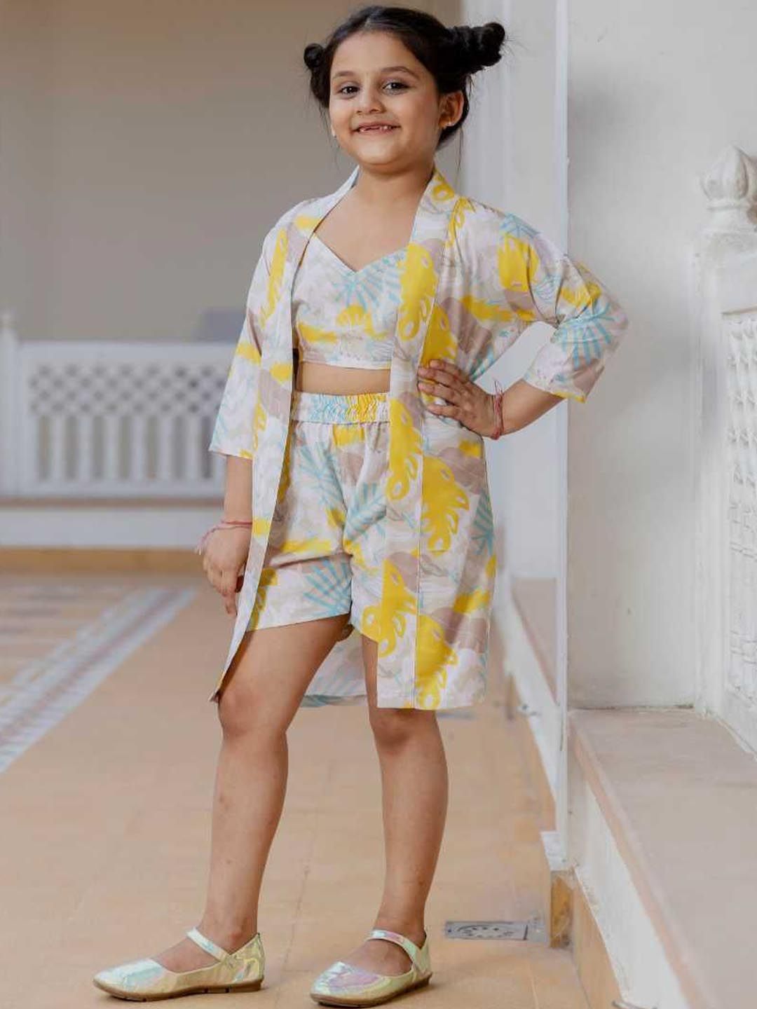 Sangria Girls Sleeveless Pure Cotton Crop Top And Shorts With Shrug-picture-18