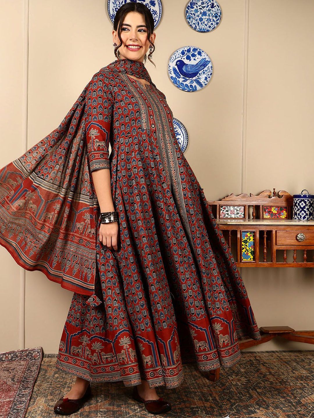 KALINI Women Ethnic Motifs Printed Regular Kurta with Trousers