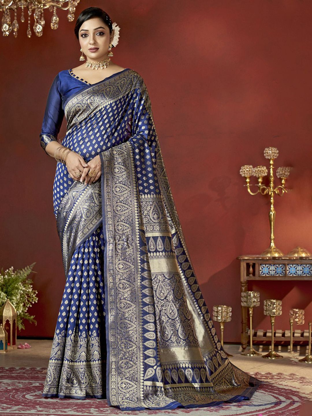 DIVASTRI Women Woven Design Zari Pure Silk Banarasi Saree With Blouse-picture-14