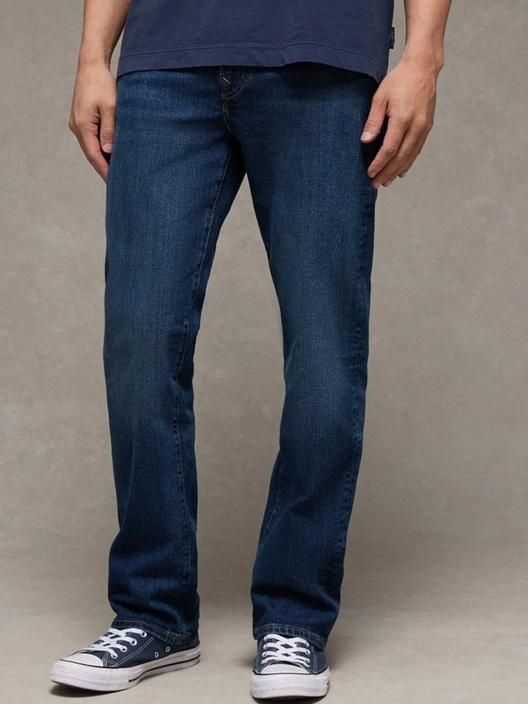 AMERICAN EAGLE OUTFITTERS Men Mid-Rise Low Distress Light Fade Jeans-picture-38