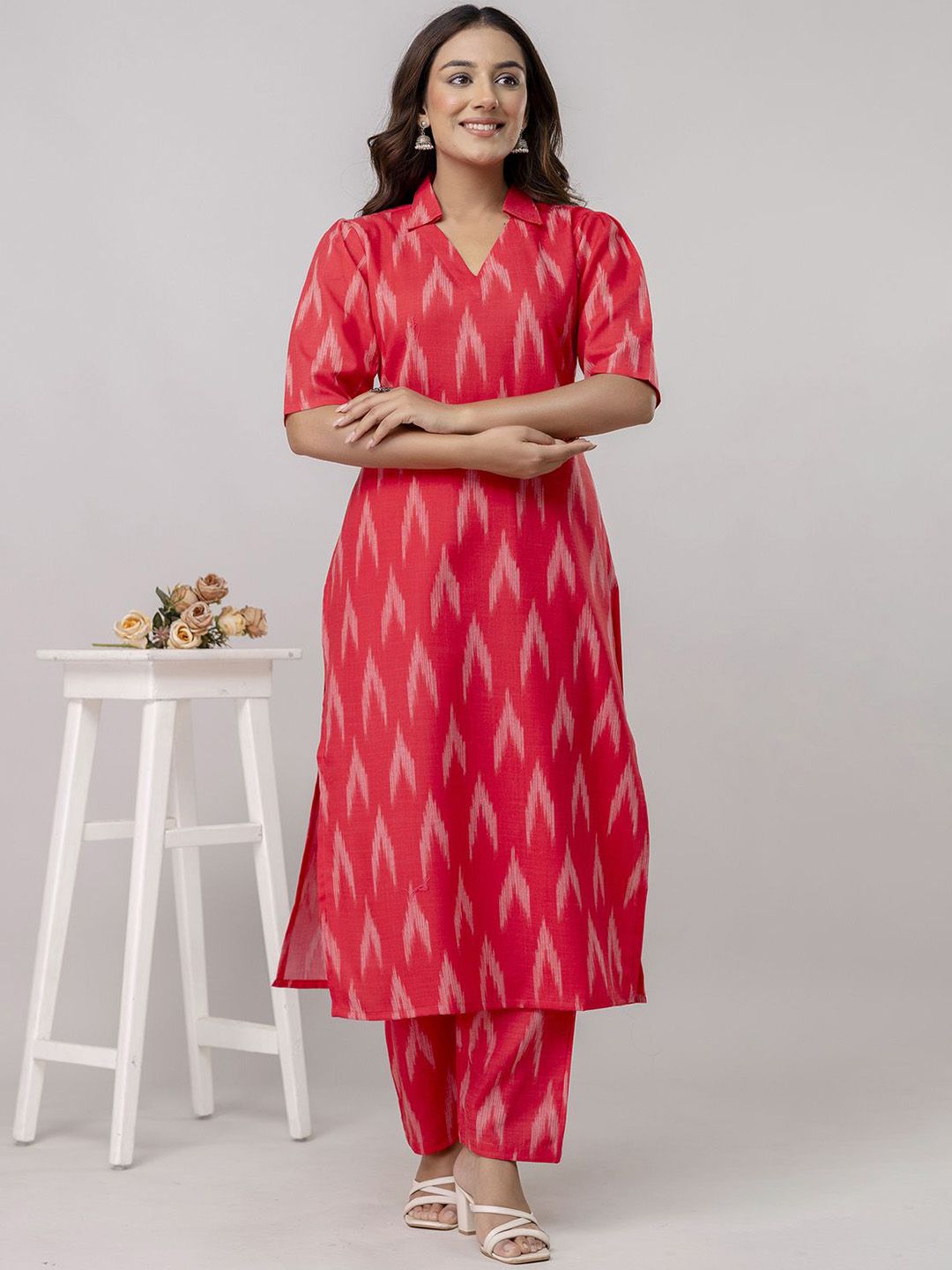 Sun Fashion And Lifestyle Women Chevron Printed Kurta with Trousers
