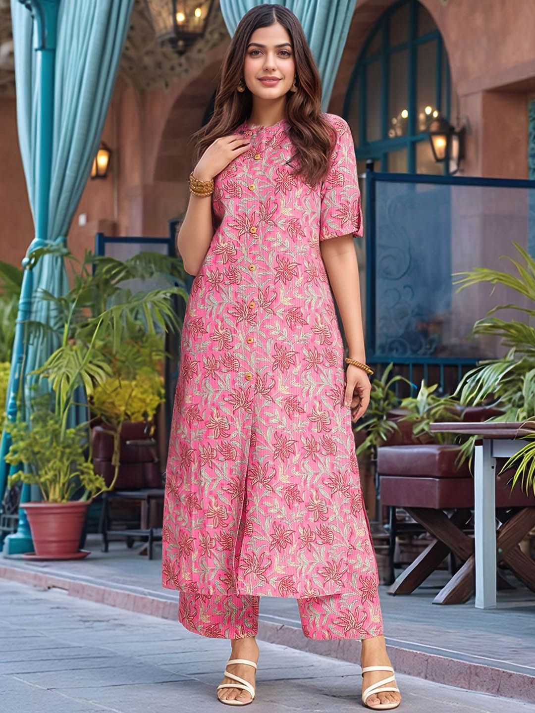 Moda Rapido Women Floral Printed Kurta with Palazzo